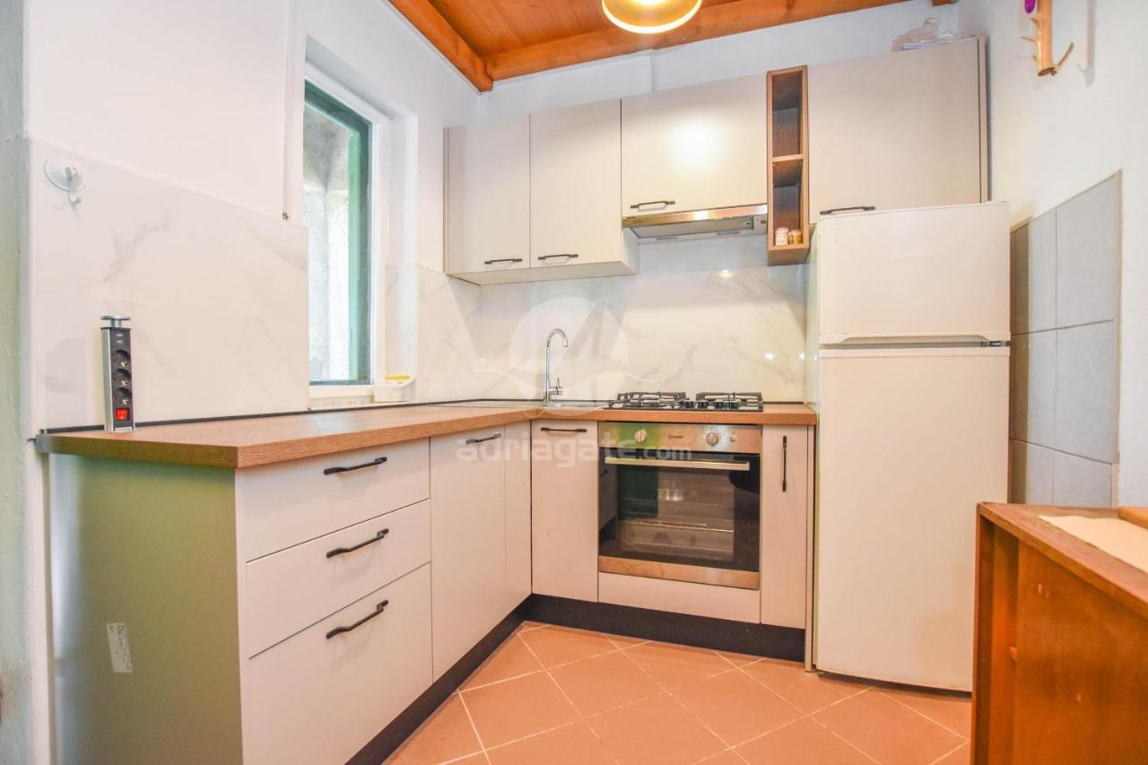 House Oliva Villa Tkon Luaran gambar