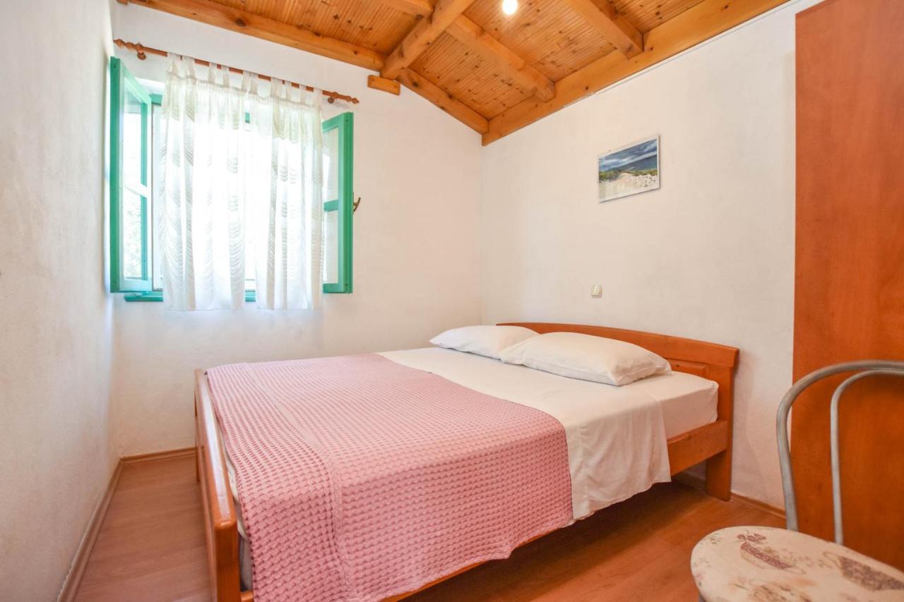 House Oliva Villa Tkon Luaran gambar